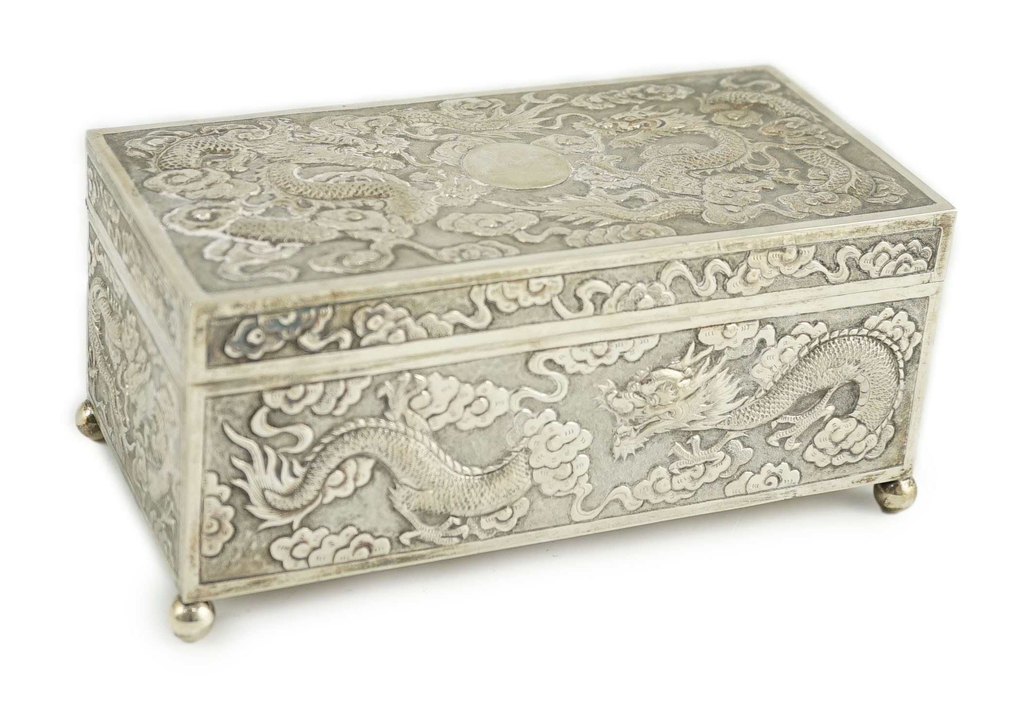 A late 19th/early 20th century Chinese Export silver rectangular cigarette box, by WA